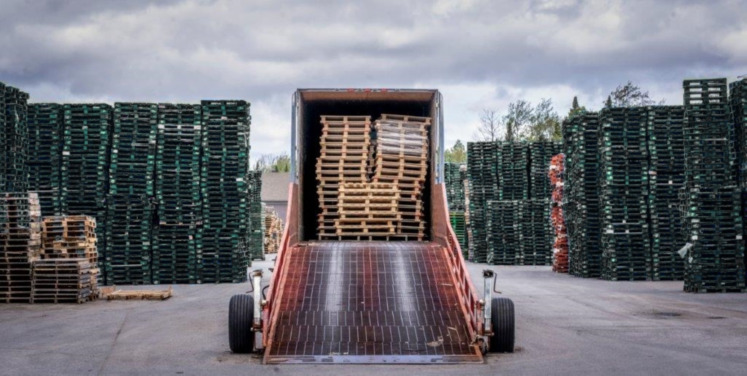 Getting Pallet-Ready for Peak Season: A Guide for Growing Businesses